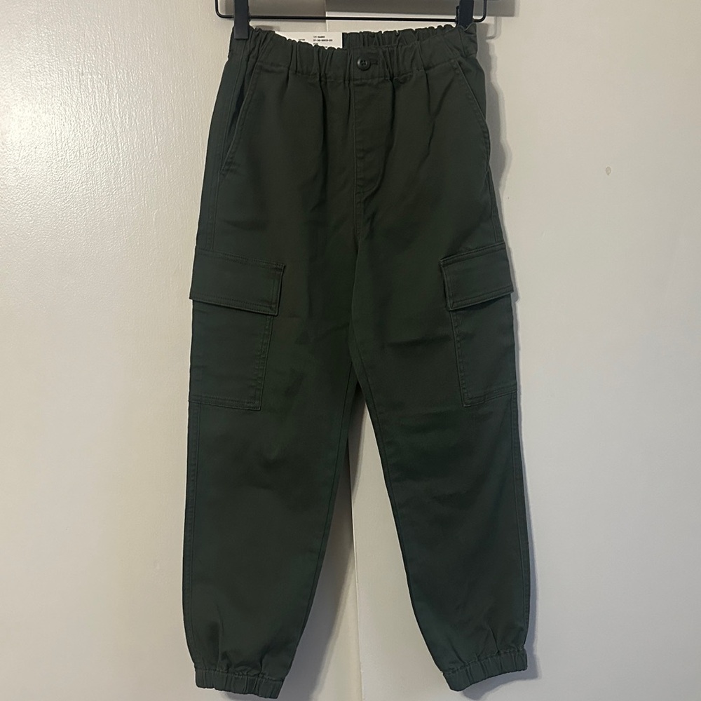 Uniqlo Kids Cargo Joggers 9-10 Olive NWT